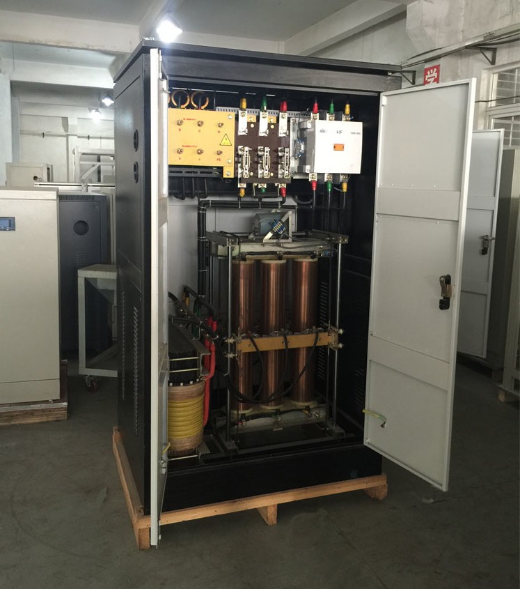 500kVA電機(jī)設(shè)備專用數(shù)顯穩(wěn)壓器